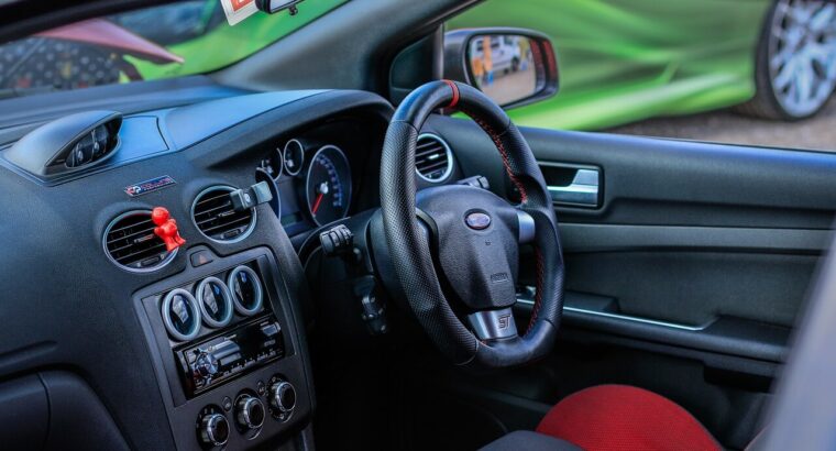 Ford Focus A Smart Sporty & Efficient Ride